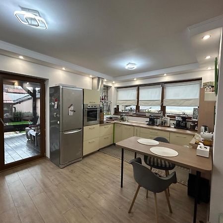 Vik'S Home Σιγκισοάρα Εξωτερικό φωτογραφία
