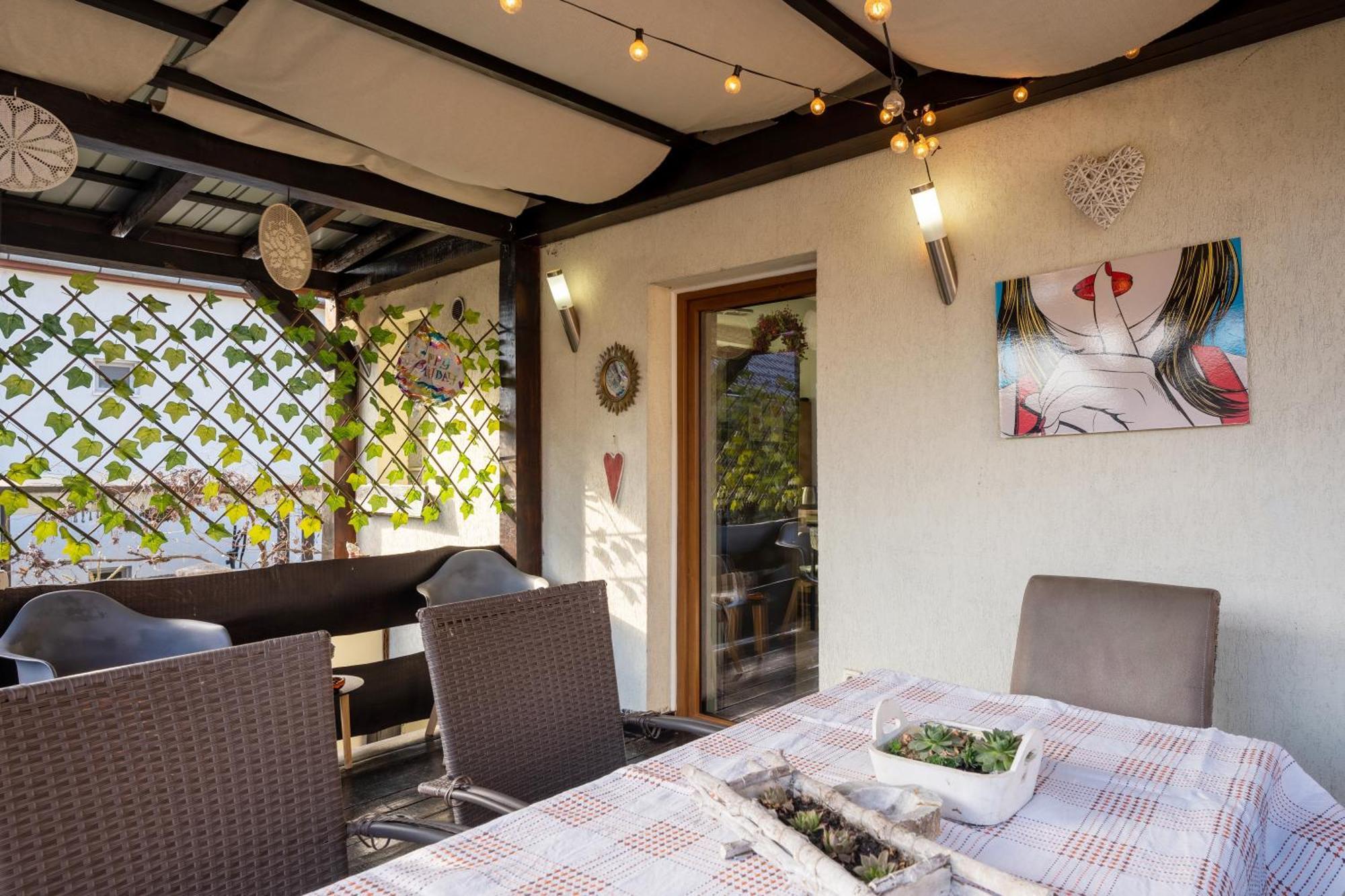 Vik'S Home Σιγκισοάρα Εξωτερικό φωτογραφία